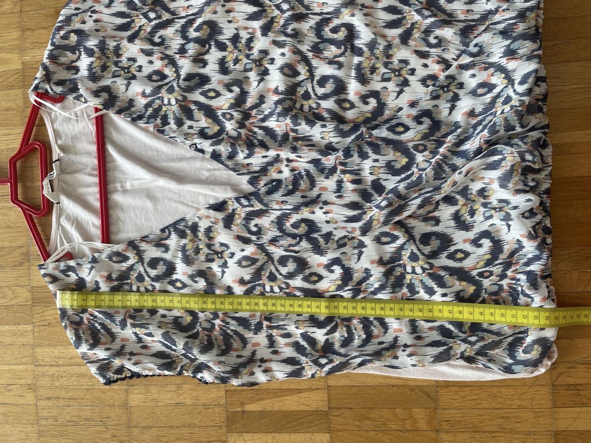 Nafnaf Tops: NAF NAF Damen Bluse Grösse M – Gebraucht aus Neuchatel von shi_9fzw 4