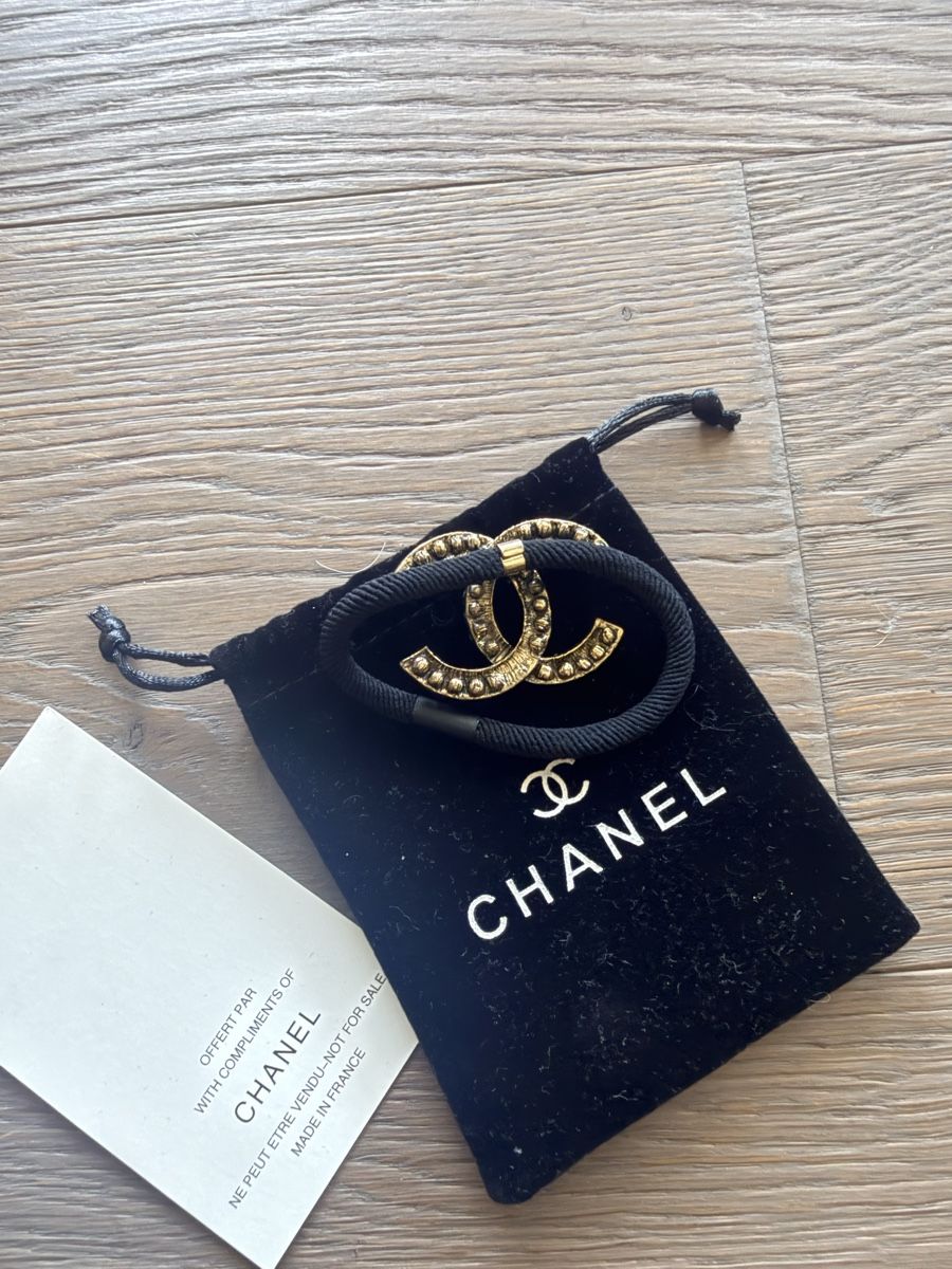 Chanel Accessori per capelli: Chanel vip hair tie – Nuovo (secondo la descrizione) da Melide venduto da Nikola-123 2