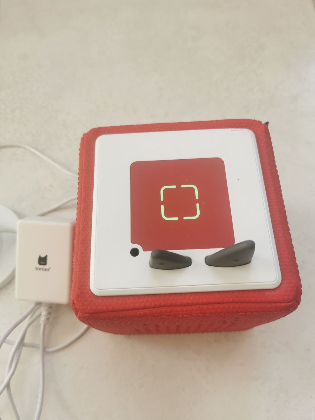 Tonies Giocattoli: Rote Toniebox mit Ladestation – Usato da Brunnen venduto da JJaime