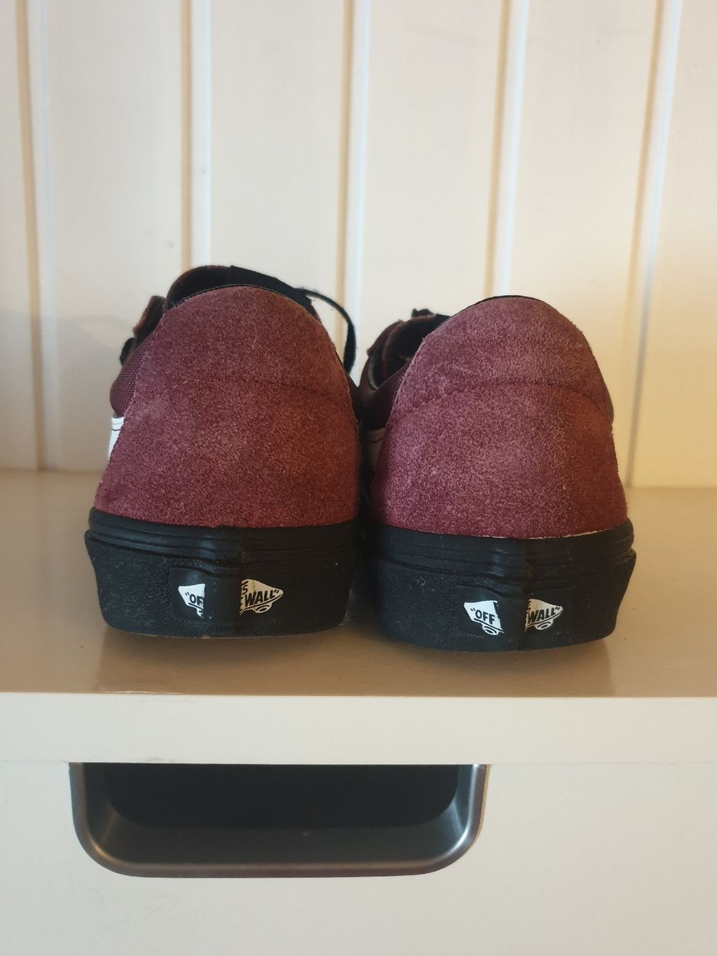 Vans Scarpe da uomo: Baskets Vans rouges taille 42 bon état – Usato da Rennaz venduto da nunofilipe13 3