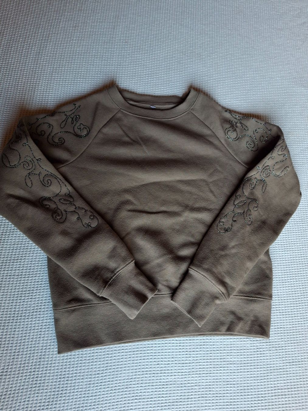 Maglioni & Felpe: Pull sweat vert olive taille XS 50% coton – Usato da Villiers venduto da san_jn5w