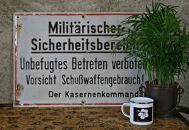 Blechschild Hinweisschild "Militärischer Sicherheitsbereich"