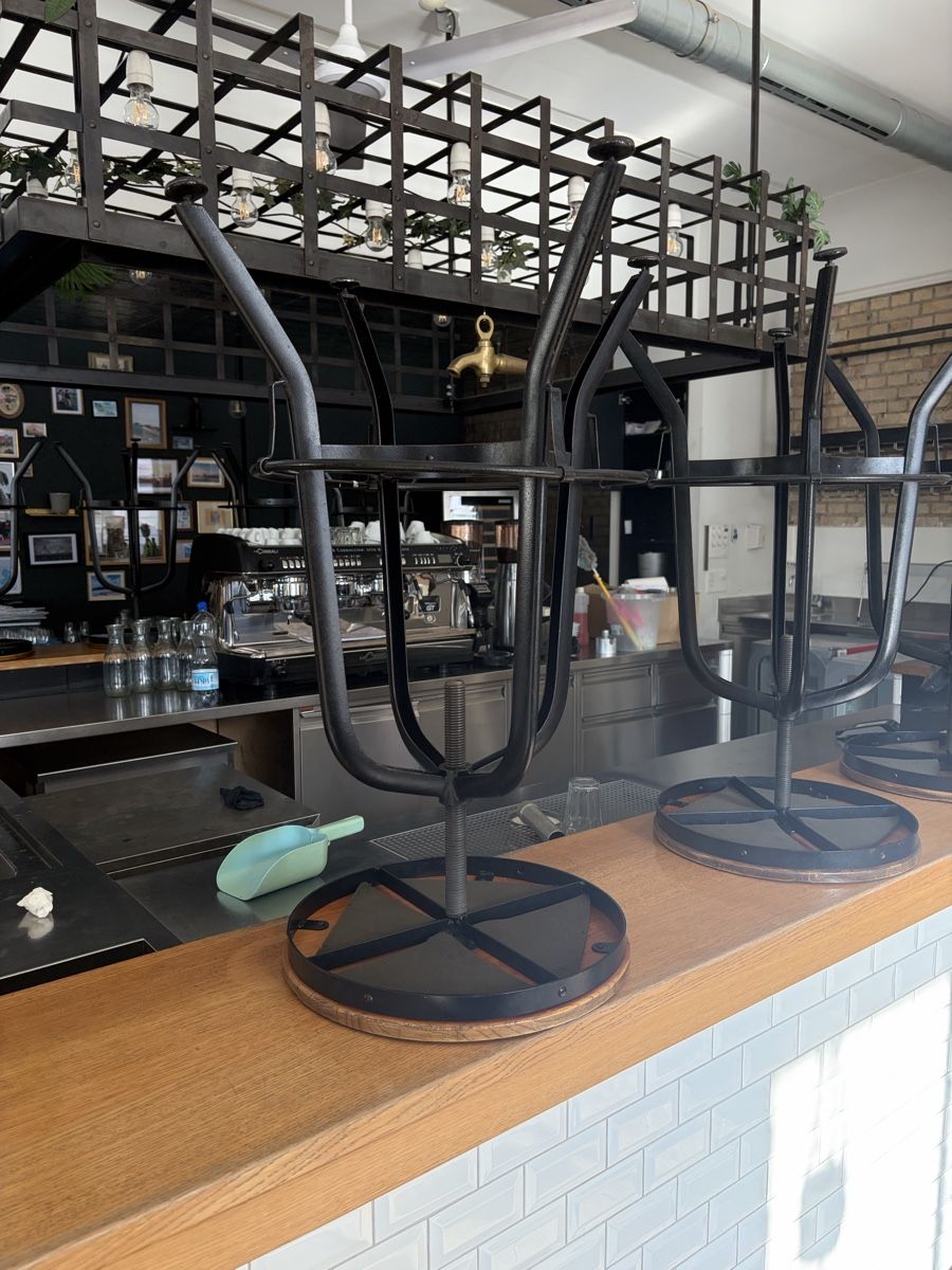 Chaises: Barhocker 14 Stk. – D'occasion à Zürich par gis_dpj9 2