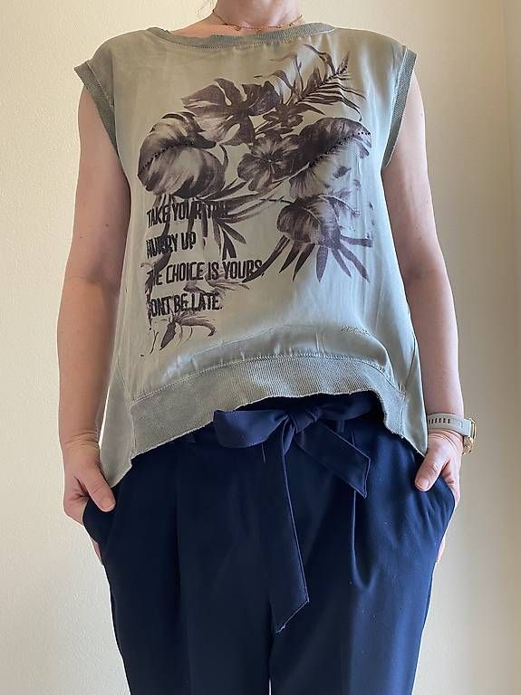 T-shirt: Leichtes, elegantes Shirt, Gr. M – Usato da Herrliberg venduto da tedoluch 1