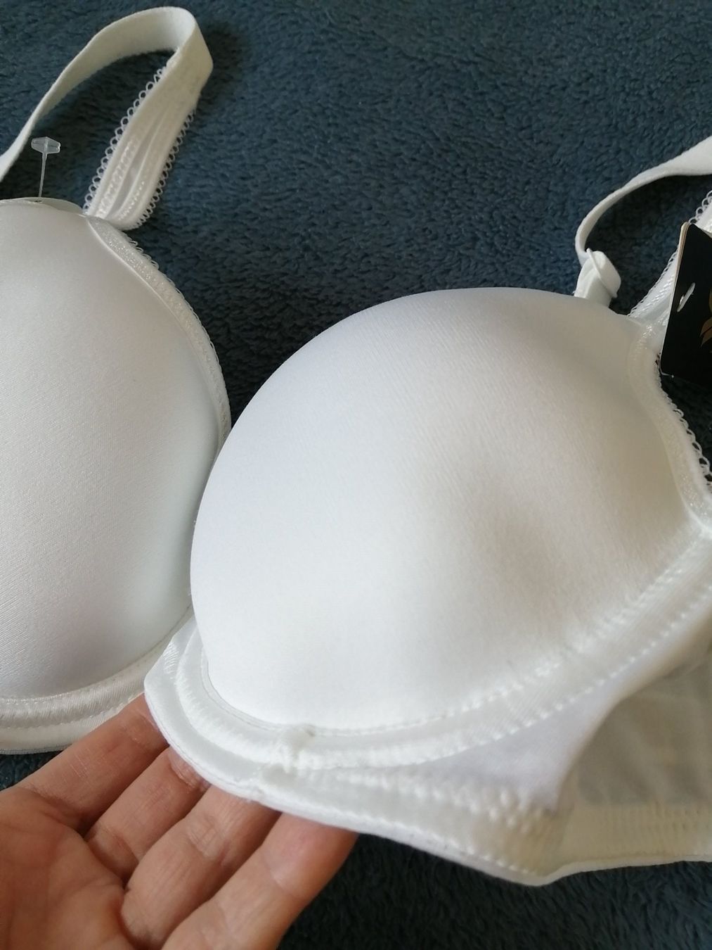 Altra biancheria intima: BH mit Bügel 30D/65D – Nuovo e nell'imballaggio originale da Buchrain venduto da nat_pl5p 3