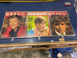 3 gerahmte Bilder mit Bravo Cover ab 1963 (d)