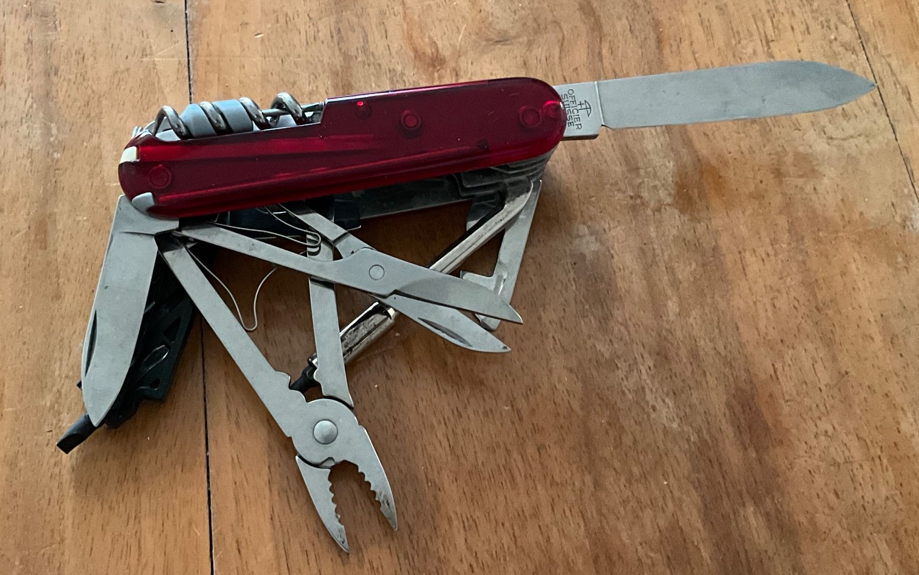 Victorinox Coltelli tascabile: Taschenmesser Viktorinox Cyber Tool – Usato da Bern venduto da Ivob0 1