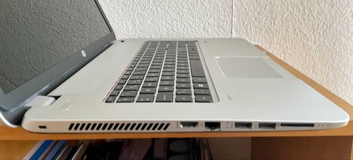 Hewlett Packard Notebook: HP ENVY Notebook 17“ – Usato da Rüfenacht BE venduto da Isbr 1