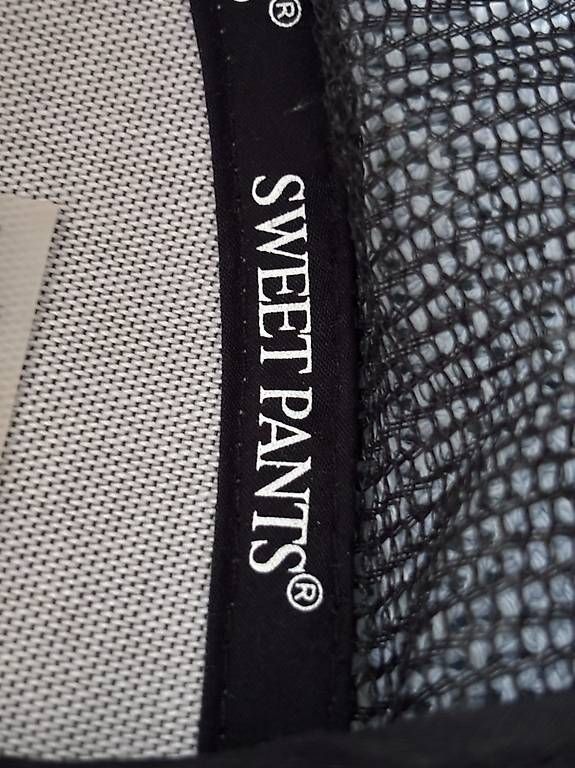 Copricapi, berretti & cappellini: casquette Sweetpants  – Usato da Le Lignon venduto da jm__k2lf 3