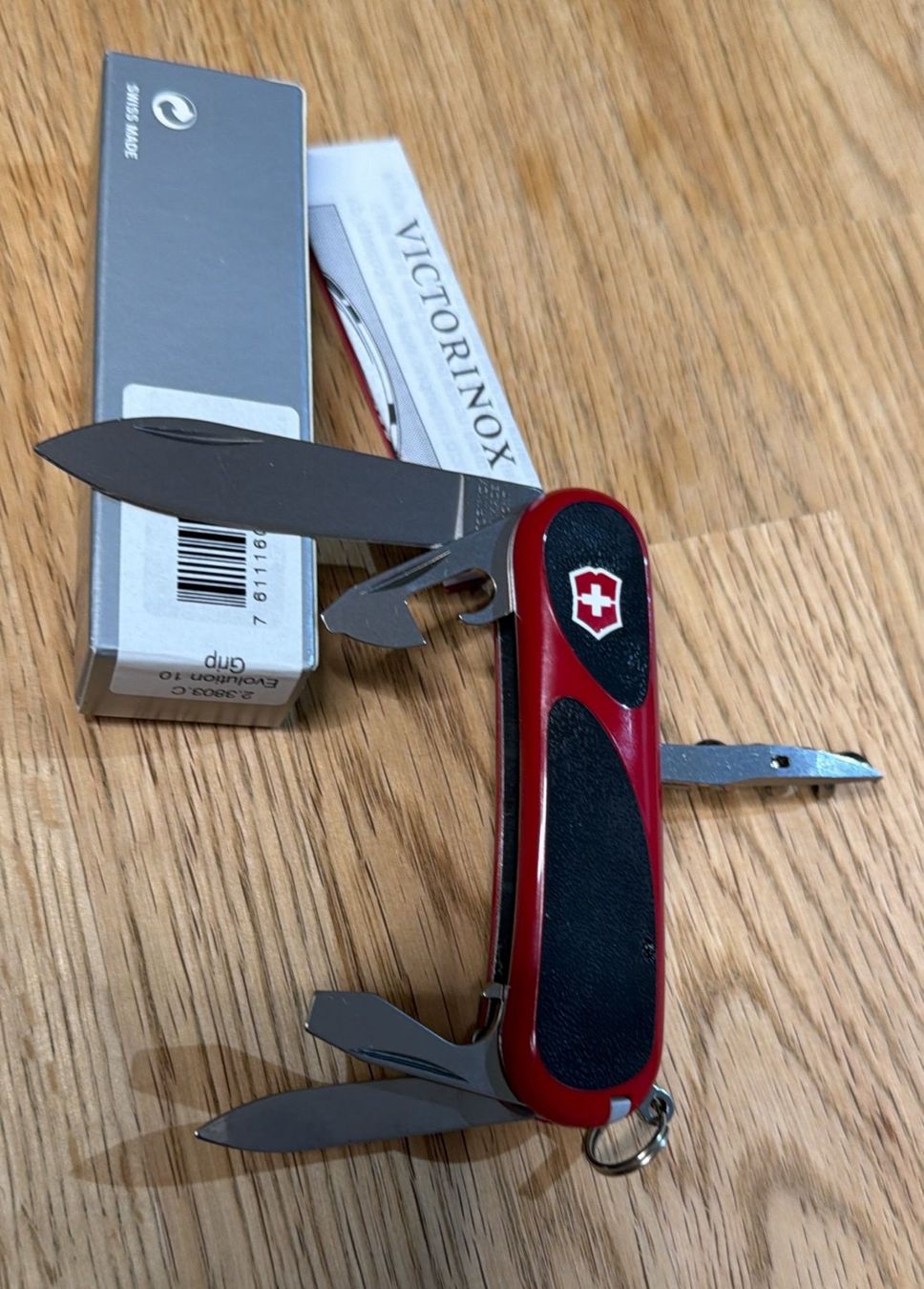Victorinox Couteaux de poche: VICTORINOX  SACKMESSER EVOLUTION 10 GRIP – Neuf avec emballage d'origine à Zürich par Frei-Occasionen 4