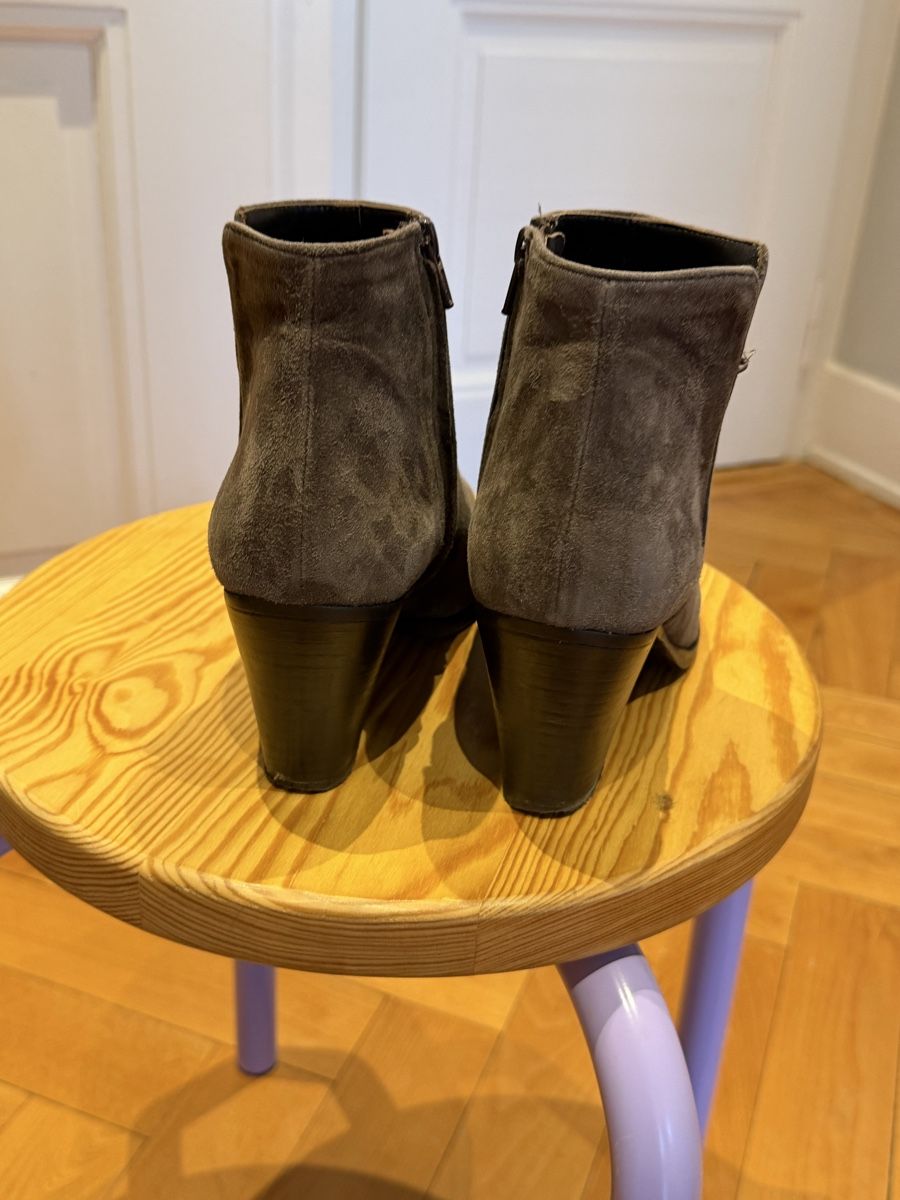 Chaussures femmes: Minelli Ankle Boots - Size 39 - Suede – D'occasion à Genève par jud_xrl8 2