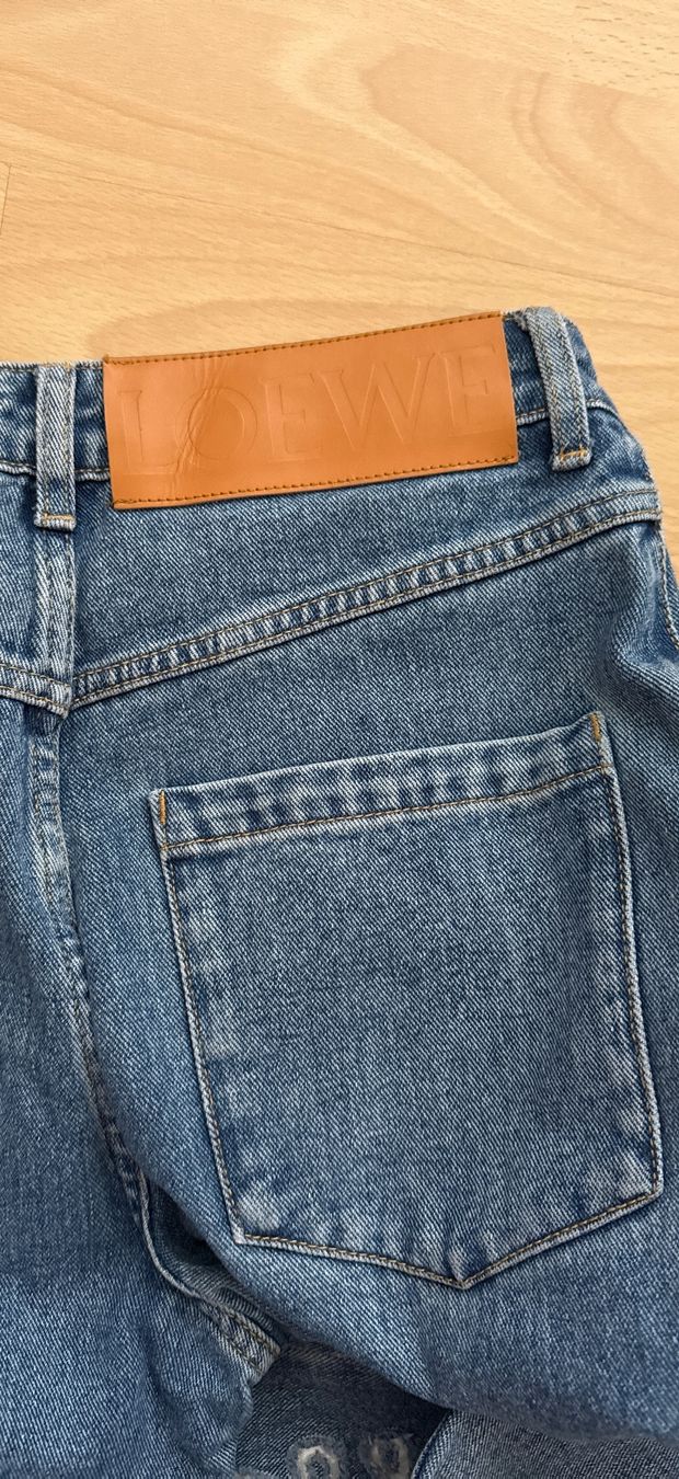 Loewe Jeans: Loewe Jeans – Gebraucht aus Jonschwil von iri_sj9x 2