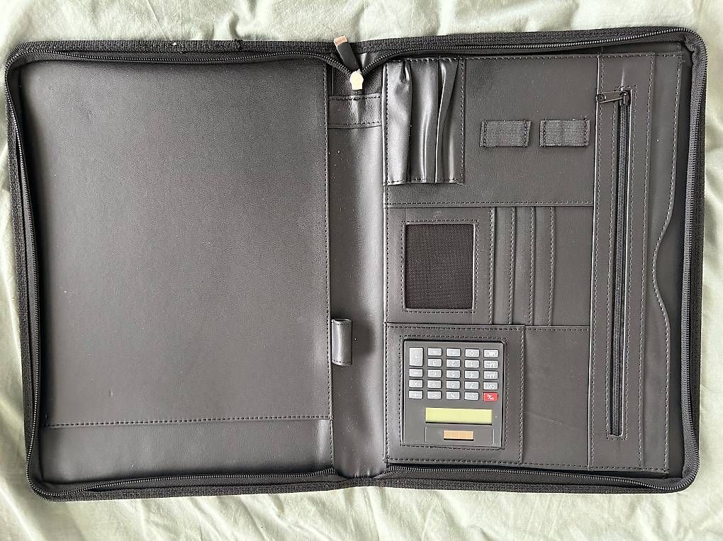 Valigie & Borse: Aktenmappe – Usato da Murten venduto da lle_w5qs