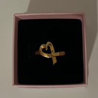 Tiffany & Co. Paloma Picasso Loving Heart Ring 18K Gold