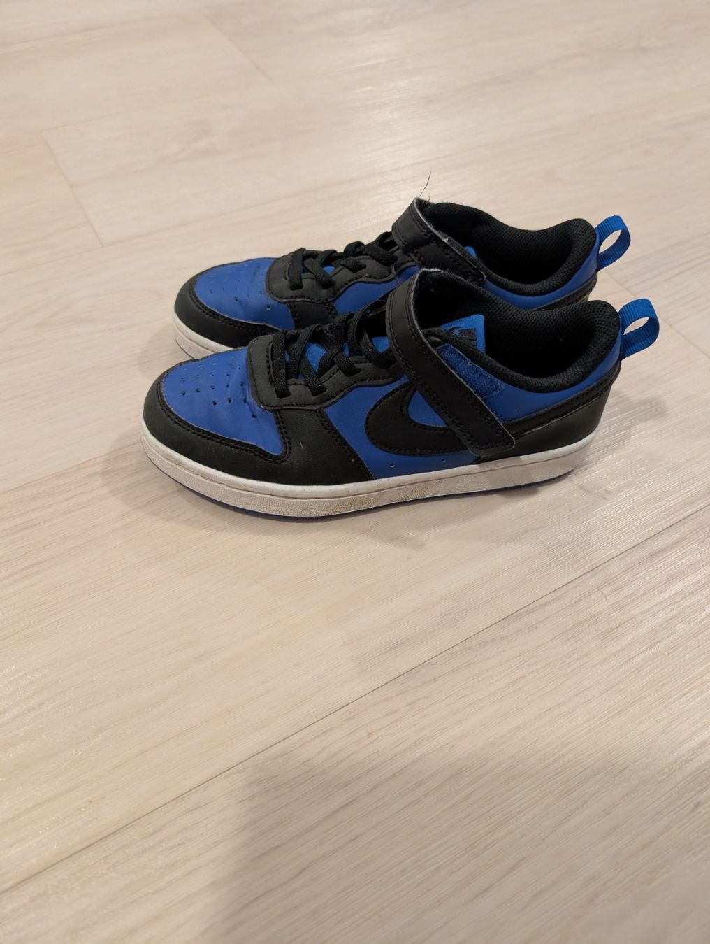 Nike Scarpe per ragazzi: Nike Turnschuh gr.34  blau neu – Usato da Rudolfstetten venduto da rosali59