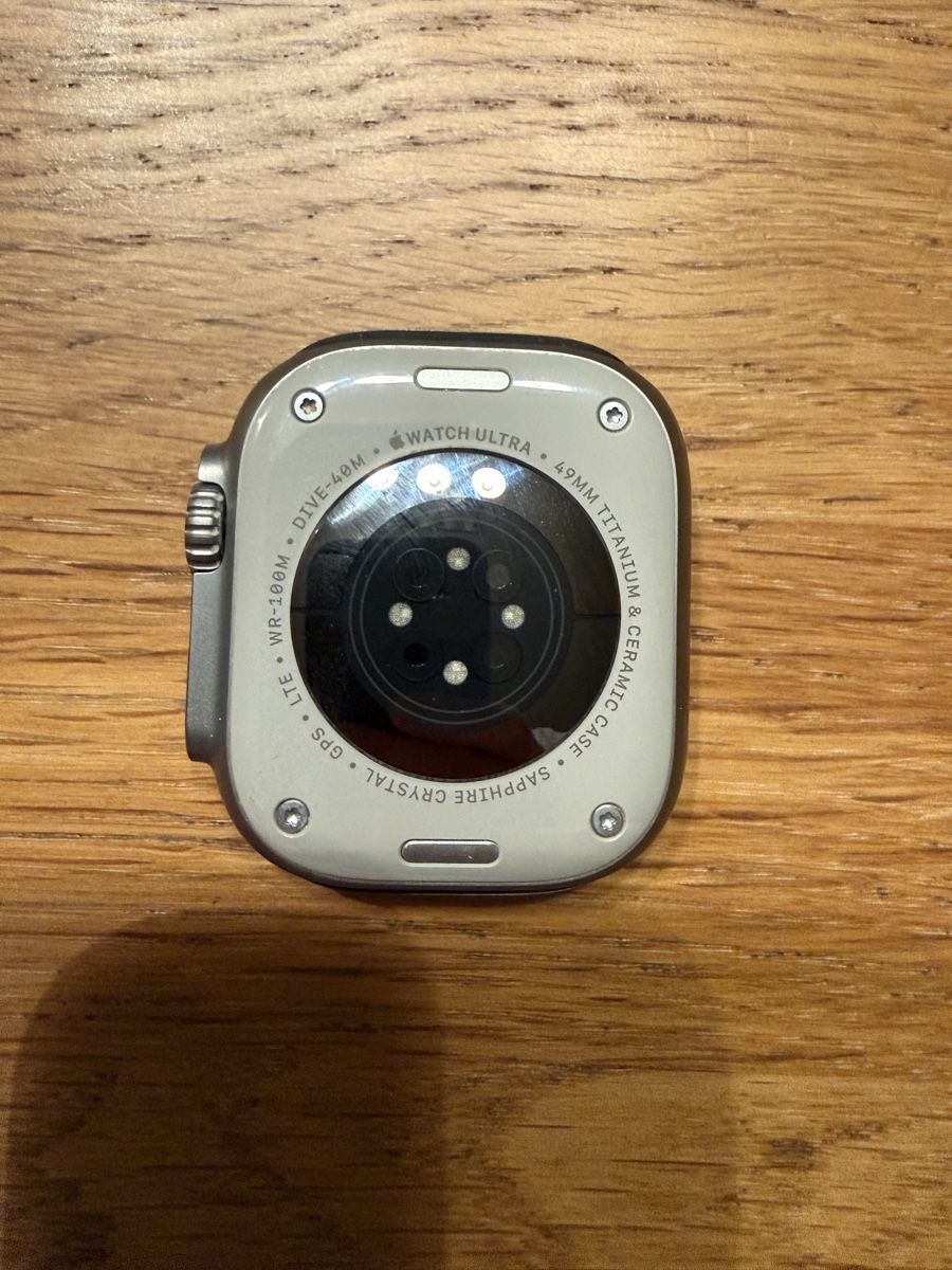 Apple Smartwatch: Apple Watch Ultra 1 generation – Usato da Mülenen venduto da ske_h6dh 1