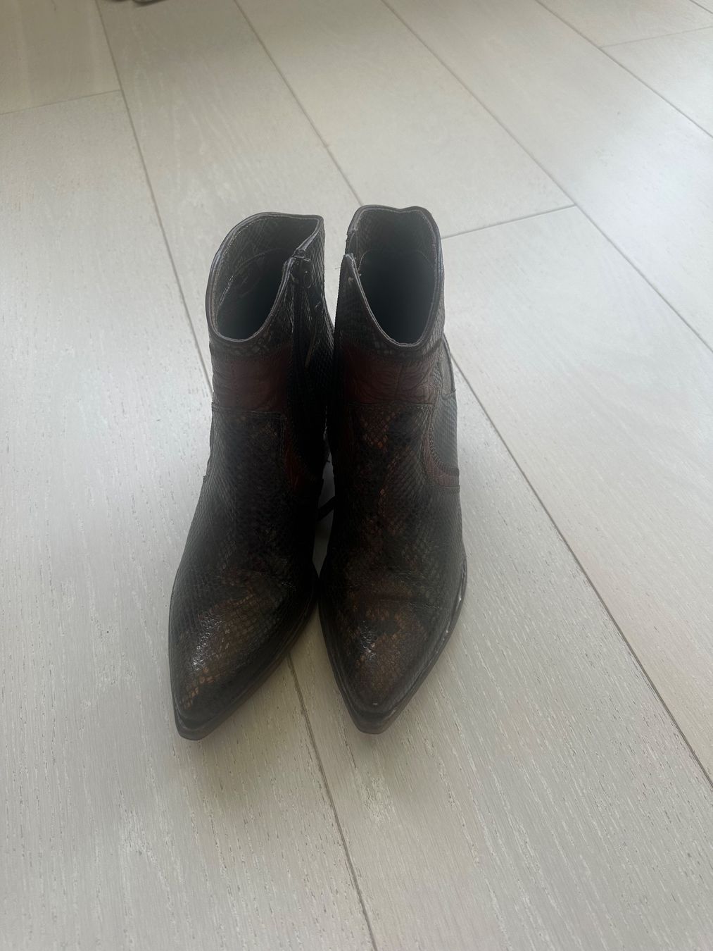 Scarpe da donna: MJus cool Cowboy leather boots size 39 – Usato da Wollerau venduto da bod_25yw 2