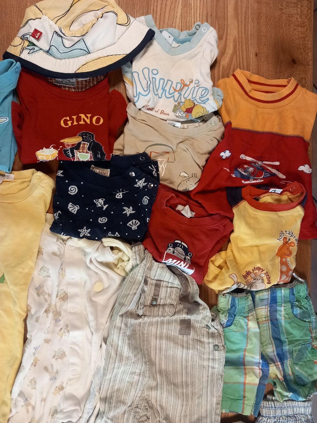 Lotti & Set di vestiti: lot 68 – Usato da Courrendlin venduto da tititchoun 1