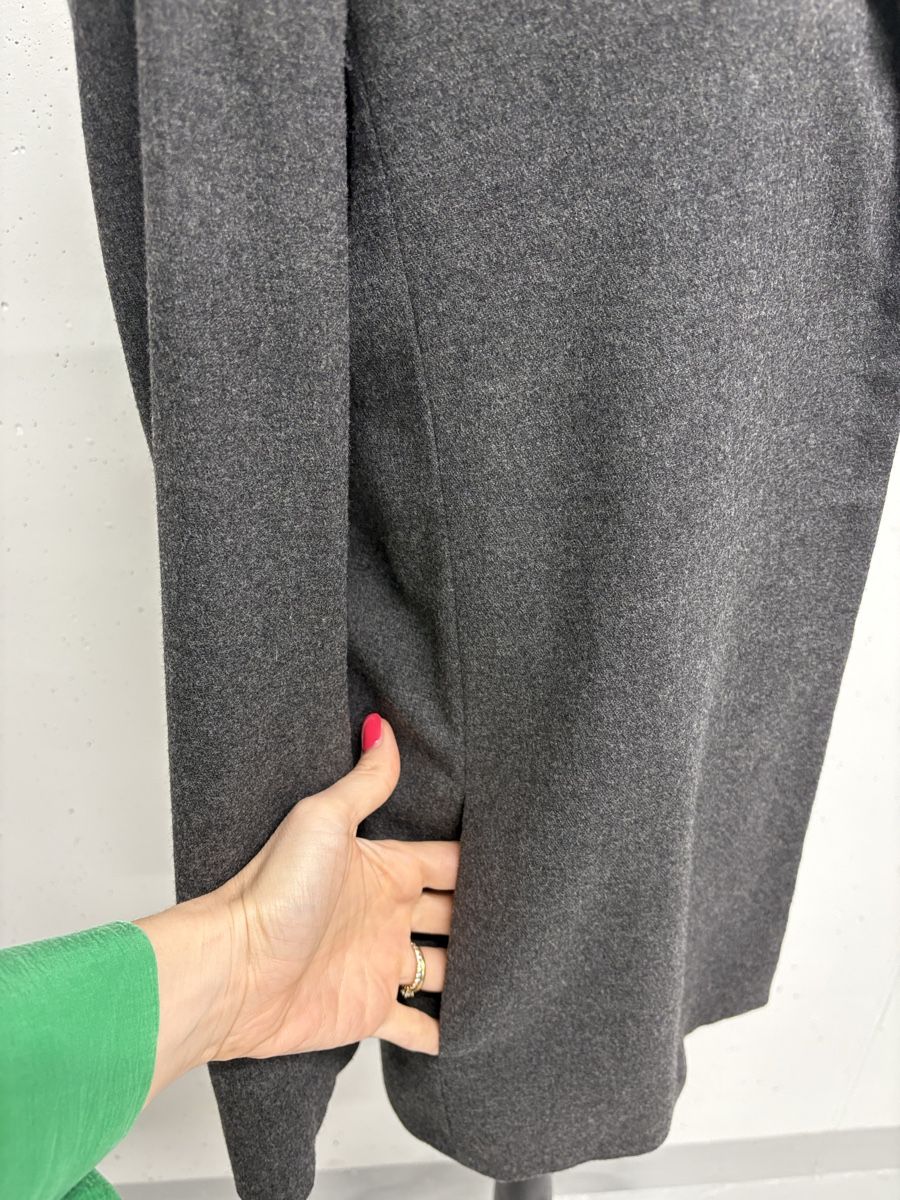 Jil Sander Giacche: Jil Sander Wolle Kaschmir Blazer Gr. 36 grau gerade – Nuovo (secondo la descrizione) da Regensdorf venduto da secondchancefashion 3