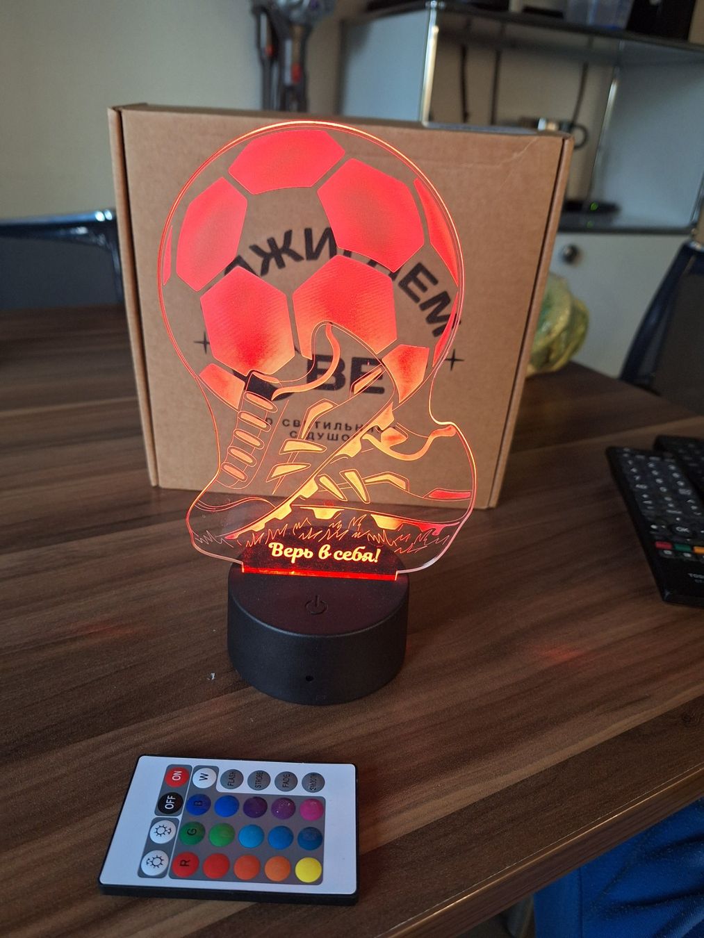 Lampade: 3D Lampe Fussball – Usato da Herrliberg venduto da linavogt 4