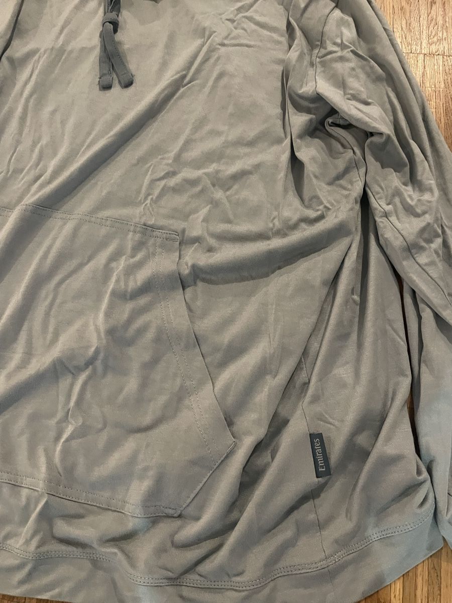 Pigiami: Loungewear Set Emirates grau Grösse S/M neu – Nuovo (secondo la descrizione) da Baar venduto da sabisun66 2