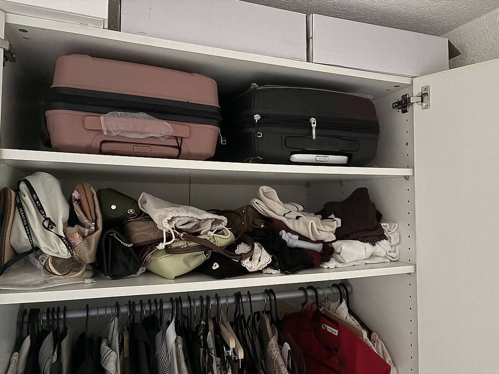 Armadi: Kleiderschrank zu verschenken – Usato da Brugg AG venduto da lay_t2w5 1