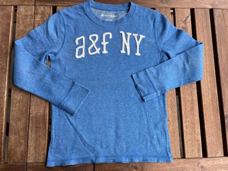 Abercrombie & Fitch Sewathirt weich blau 9/10y