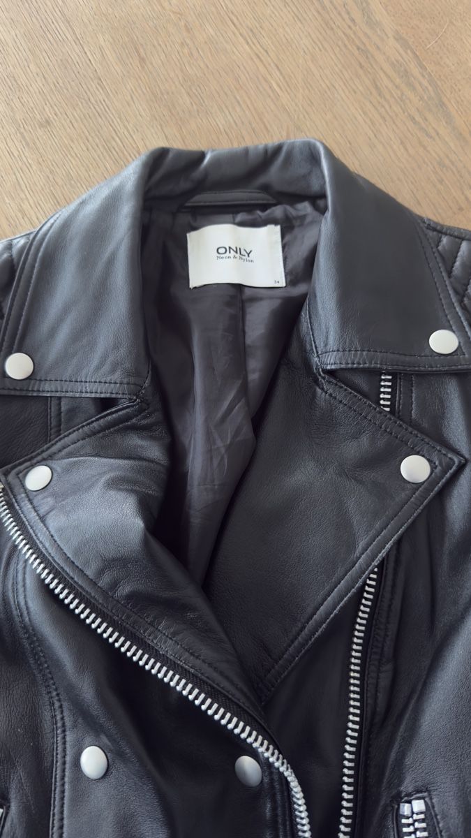Only Vestes: ONLY Lederjacke – D'occasion à Bassersdorf par Bassi55 1