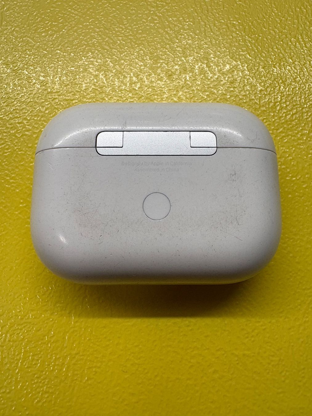 Apple Cuffie: Apple AirPods Pro 1 charging case (A2190). – Usato da Lausanne venduto da Zorrus77 2