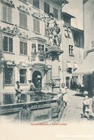 Schaffhausen - Tellbrunnen belebt +c1900