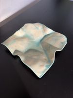 Keramik Schale unregelmässig blau weiss 
