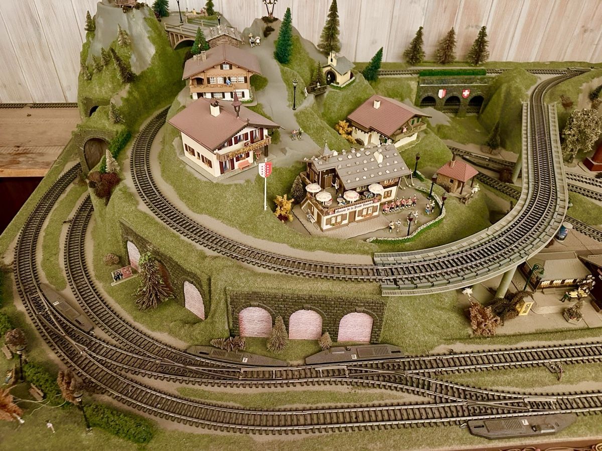 Märklin Modelleisenbahnen: Maquette train HO marklin – Gebraucht aus Ollon VD von behemiste51 3