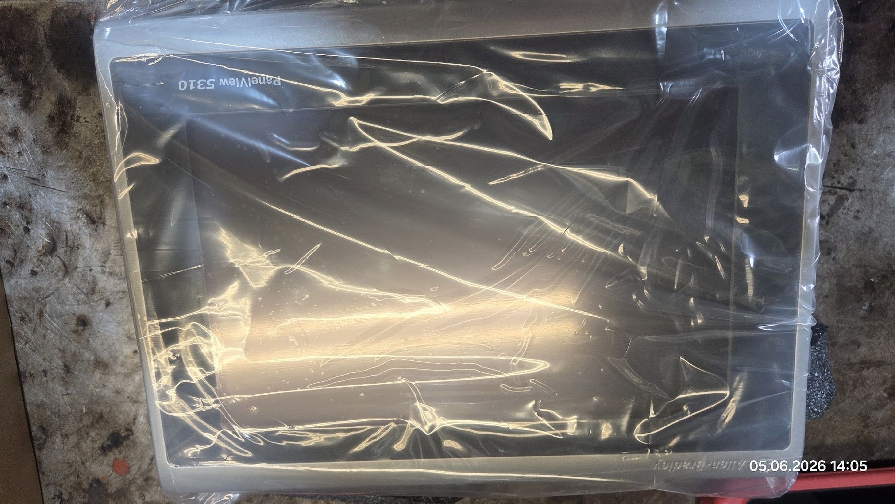 PC: Allen-Bradley PanelView 5310 Terminal 12Inch Touch Wide – Nuovo e nell'imballaggio originale da Bättwil venduto da McG_24 1