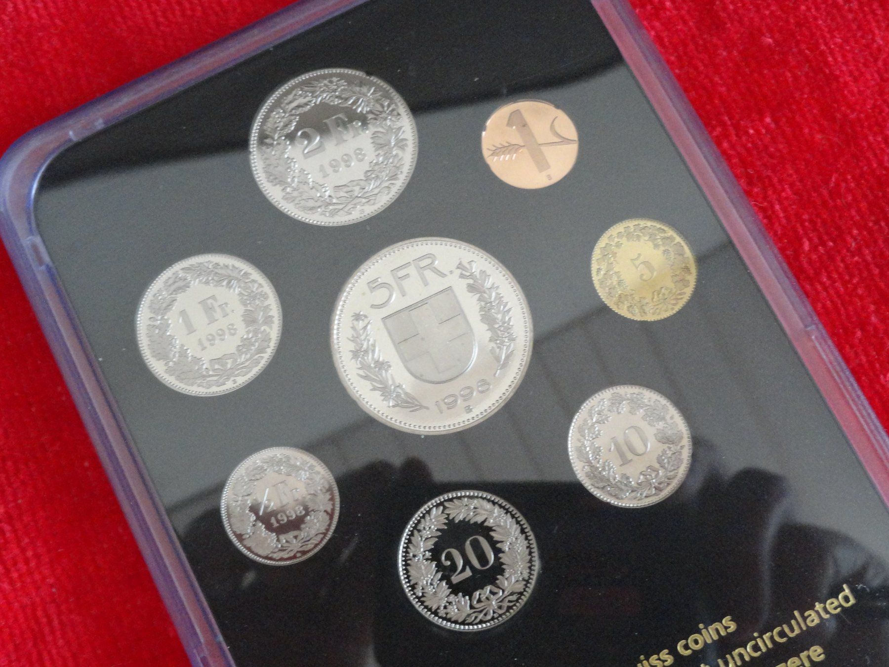 Alle Münzen: SCHWEIZER MÜNZSATZ IM STEMPELGLANZ 1998 – Neu (gemäss Beschreibung) aus Gerlafingen von Shiva_74 1