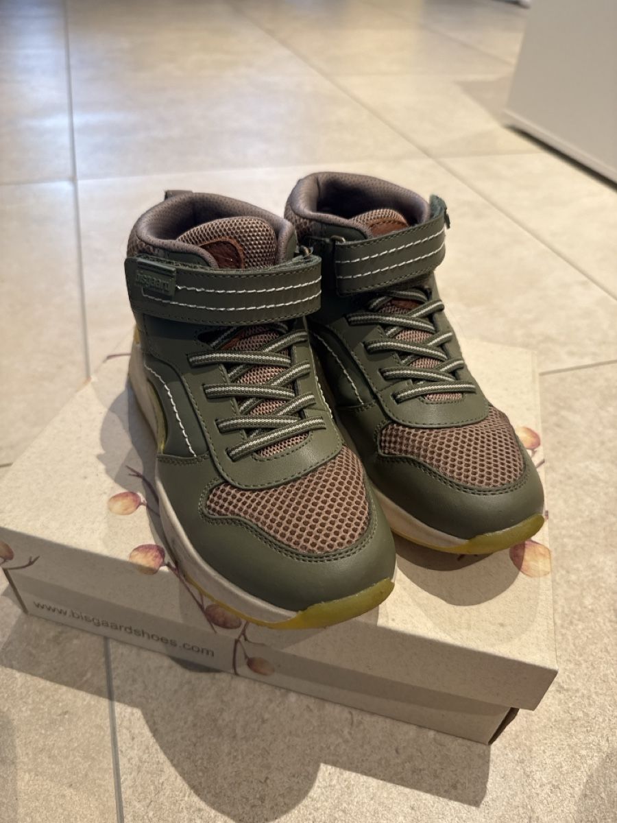 Bisgaard Chaussures garçon: Bisgaard Winterschuhe Gr.36  – D'occasion à Steinhausen par ani_k6nx