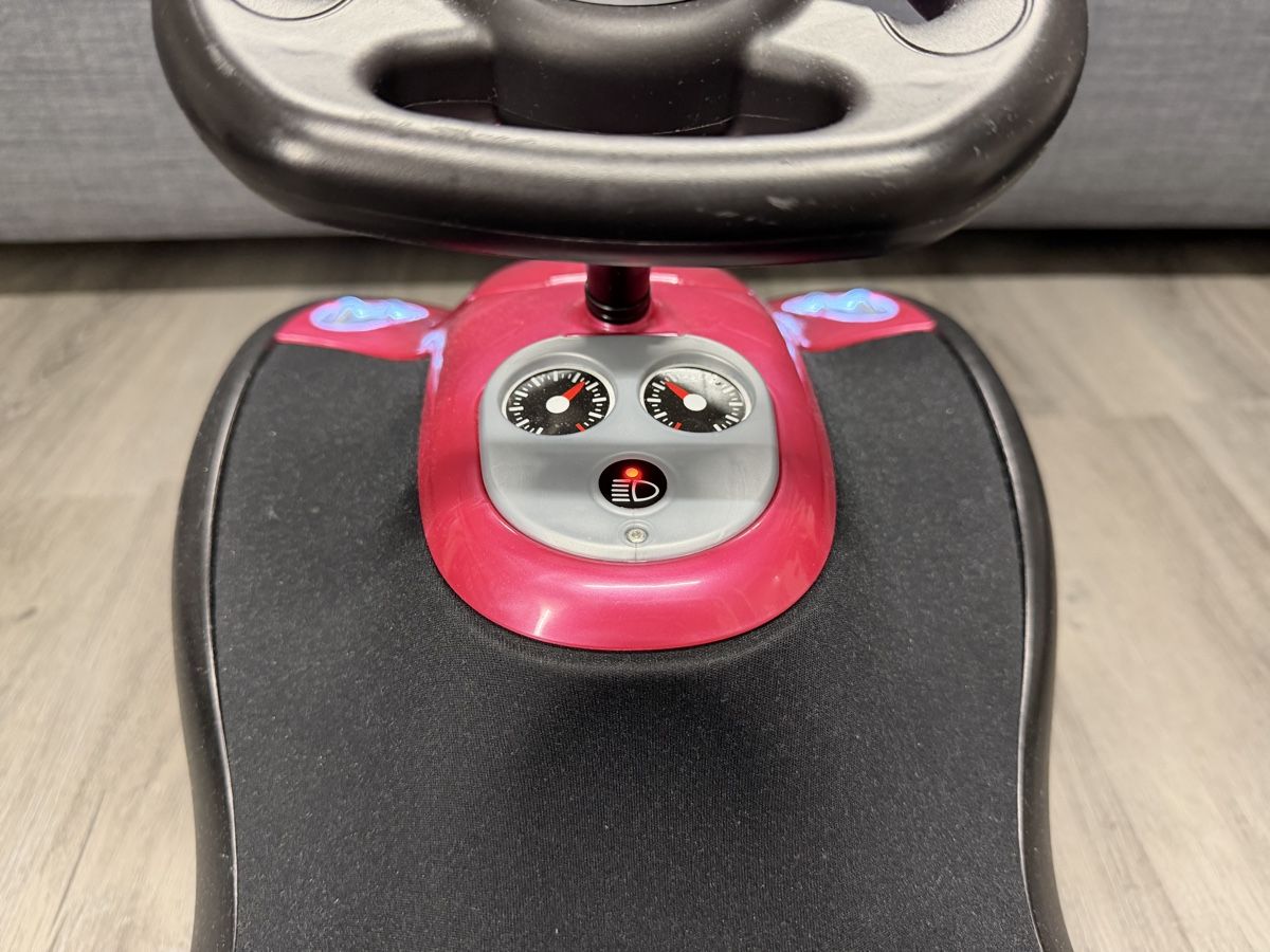Big Veicoli per bambini: Big Bobby Car, rot/schwarz mit LED-Scheinwerfer – Usato da Zürich venduto da f_c_barcelona 4