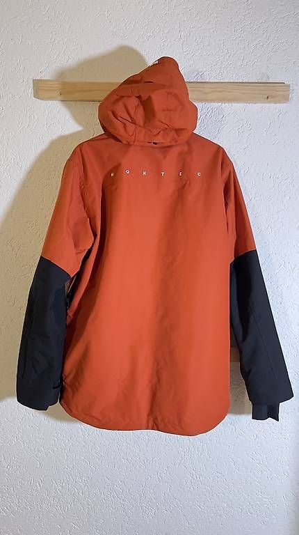 Montec Vestes: Winterjacke – Neuf (Voir description) à Ennenda par Florian1203 1