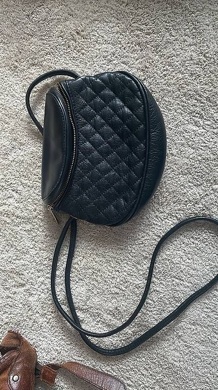 Borse da donna: Handtasche Leder – Usato da Tumegl/Tomils venduto da tiger358