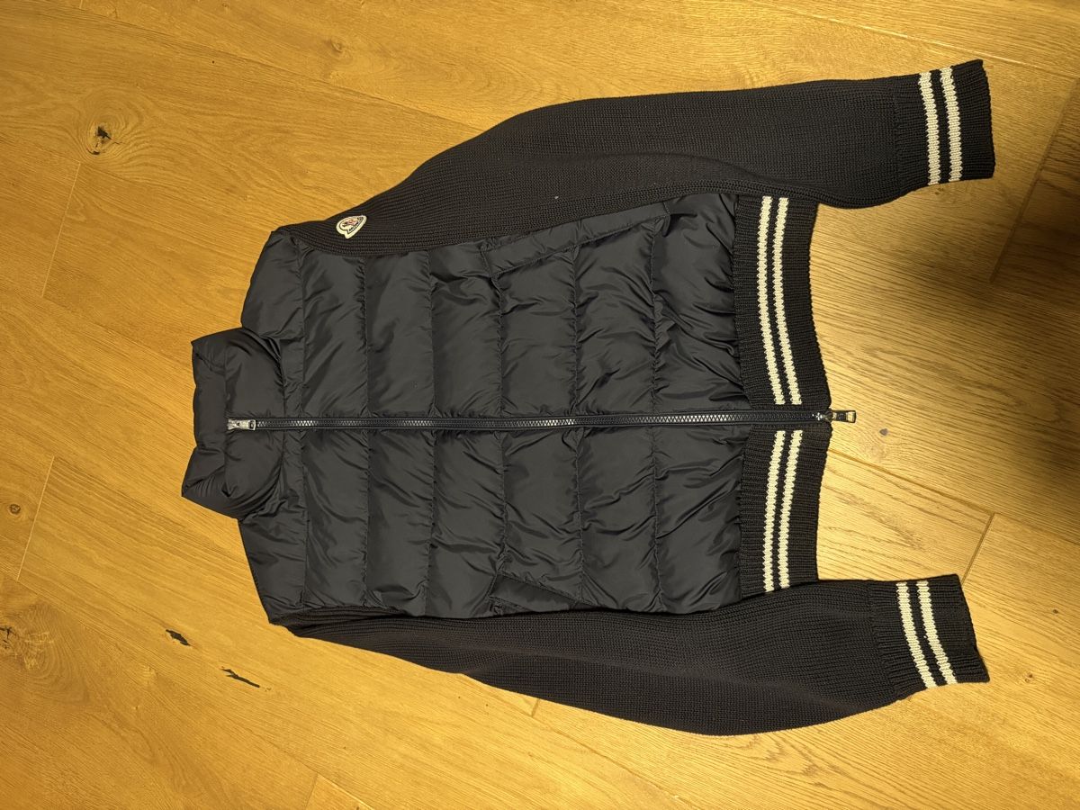 Giacche: Moncer cardigan – Nuovo (secondo la descrizione) da Uetikon am See venduto da Dariusstasys