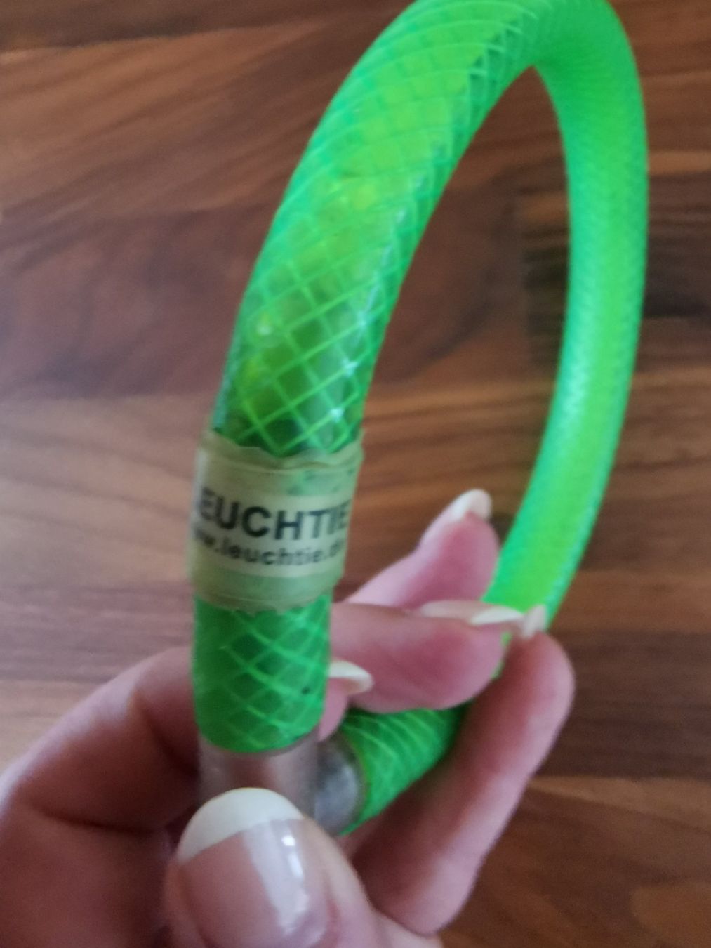 Leine & Halsband: MINI LEUCHTIE neongrün Grösse 32.5cm – Gebraucht aus Boniswil von Totomat-Lady2 2