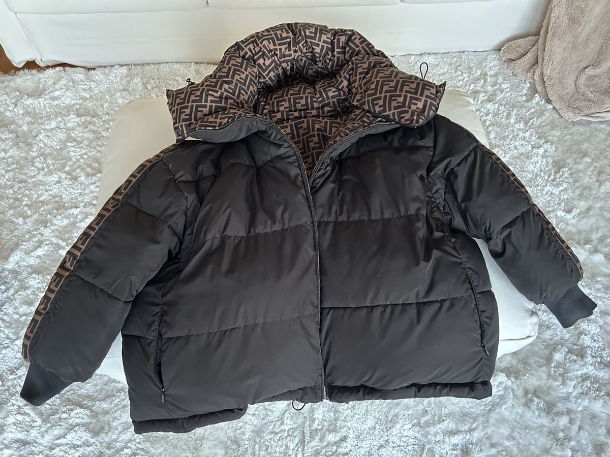 Fendi Giacche: Fendi Winterjacke, Grösse S, Top Zustand! – Nuovo (secondo la descrizione) da Flüelen venduto da johnny78 2