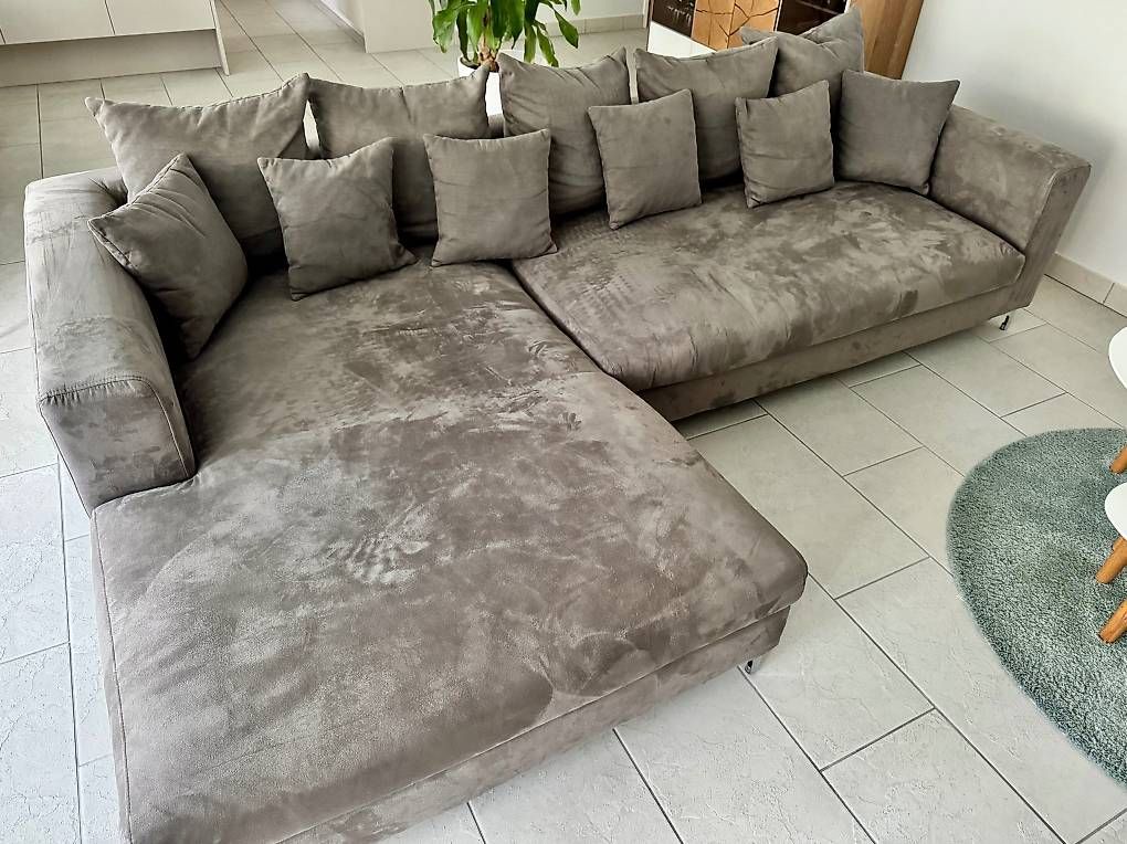 Divani: Modernes Ecksofa in Taupe-Grau - sehr bequem – Usato da Buttikon SZ venduto da MaRaLipptiker