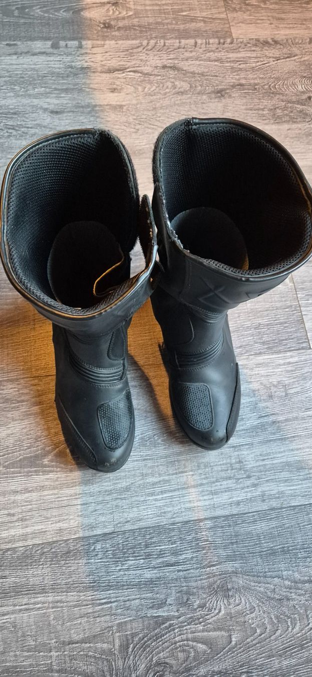 Dainese Scarpe da donna: Bottes de moto Dainese – Usato da Troistorrents venduto da ell_6fws 1