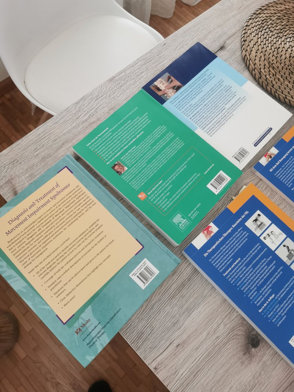 Bücher: Physiotherapie Fachbücher – Gebraucht aus Binningen von saviola01 8