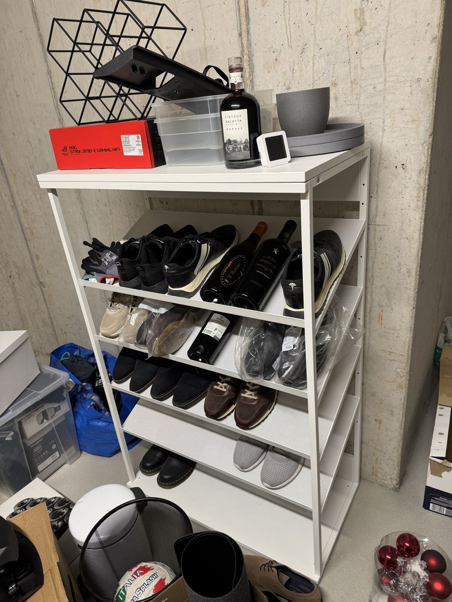 Ikea Scaffali: Schuhregal weiss Metall – Usato da Spreitenbach venduto da jeremydaniels.ch