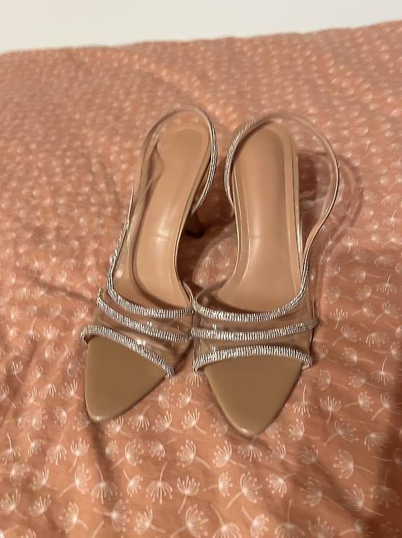 Chaussures femmes: Damen Sandaletten 39 – D'occasion à Altenrhein par jus_mx89