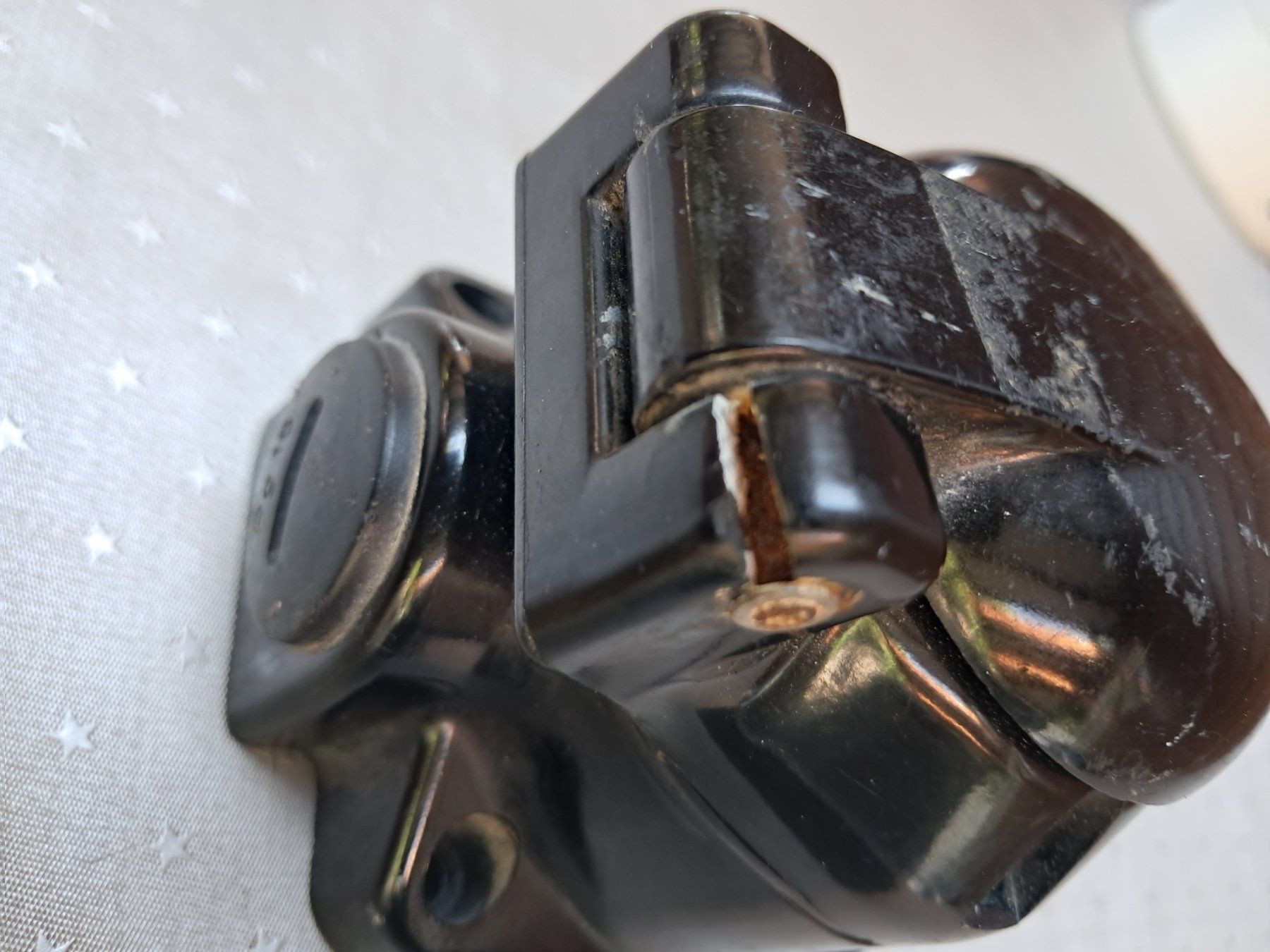 Spine: Prise électrique – Usato da moutier venduto da Dupont50 1