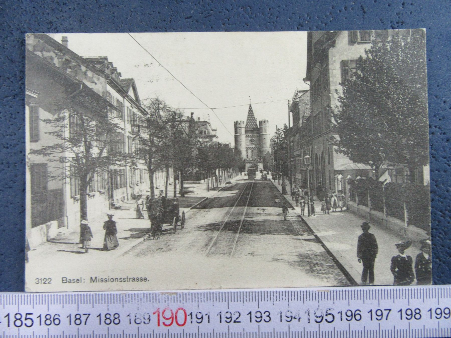 Cartoline postali: BASEL 1909 MISSIONSSTRASSE BELEBT AK-BS – Usato da Ettingen venduto da Hausi4711