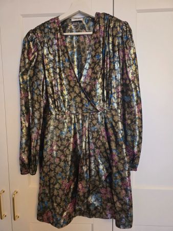 Sandro Kleid metallic geblümt Langarm guter Zustand
