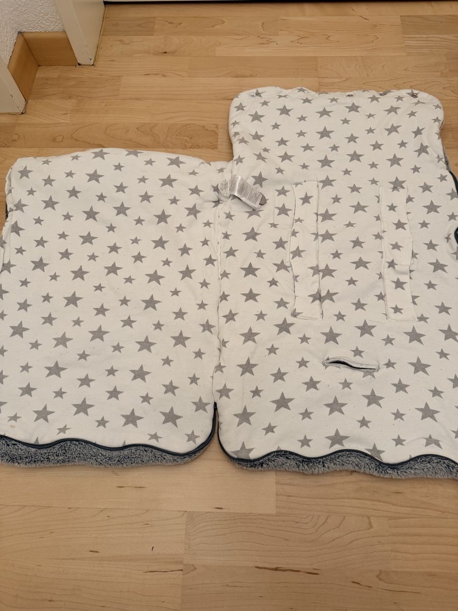 Schlafsäcke: Fusssack/Schlafsack grau mit Sternenmuster gebraucht – Gebraucht aus Weinfelden von rocha10 3